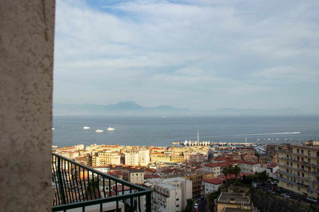 Nido Dei Gabbiani Bed & Breakfast Napoli Dış mekan fotoğraf